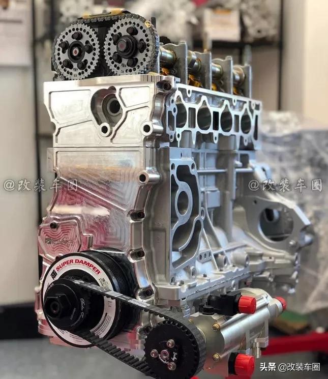 老款本田思域发动机怎么样,思域发动机舱为什么塞得满满的