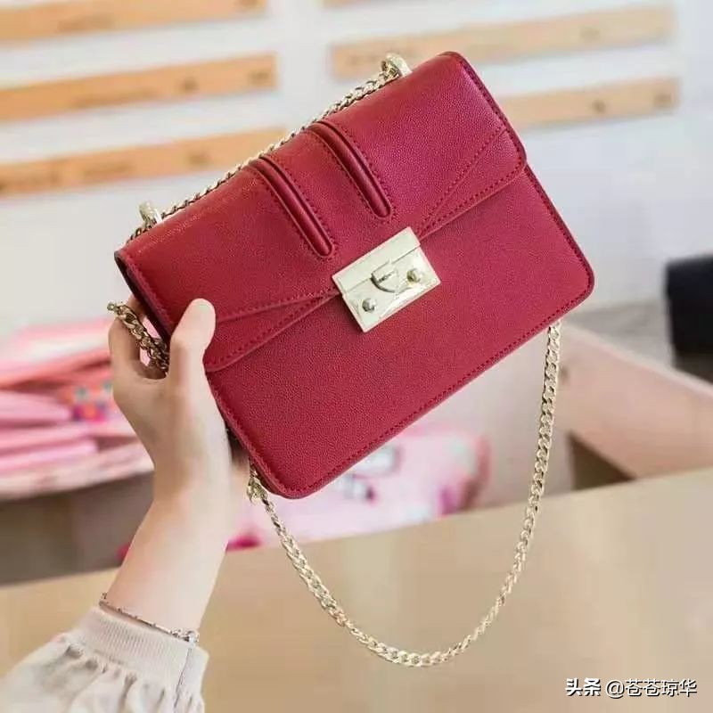 每个女人都得有一个小棉袄,每个女人都应该拥有一个凯莉包