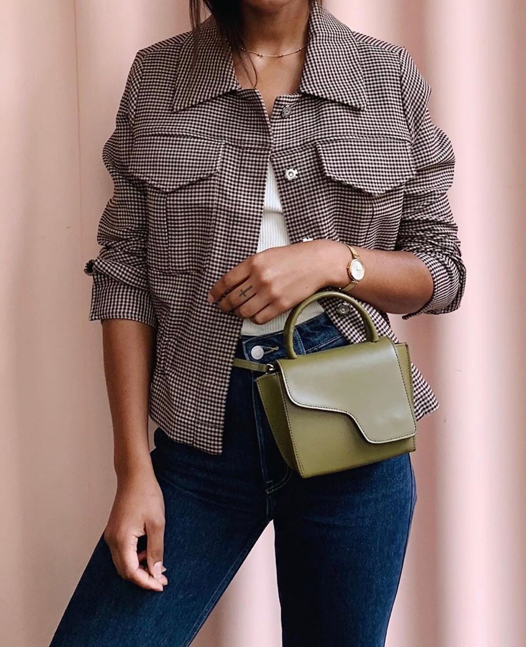 一眼掳获目光的流畅线条：北欧小众手袋及鞋履品牌ATPAtelier