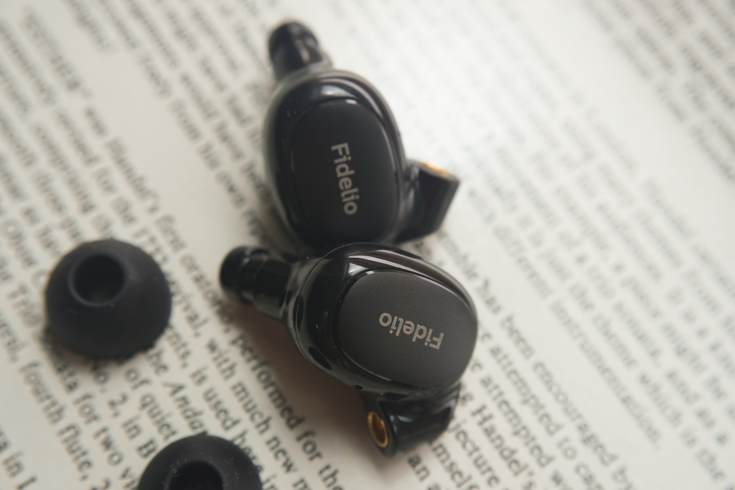 飞利浦s301入耳式耳机,飞利浦s301耳机音质