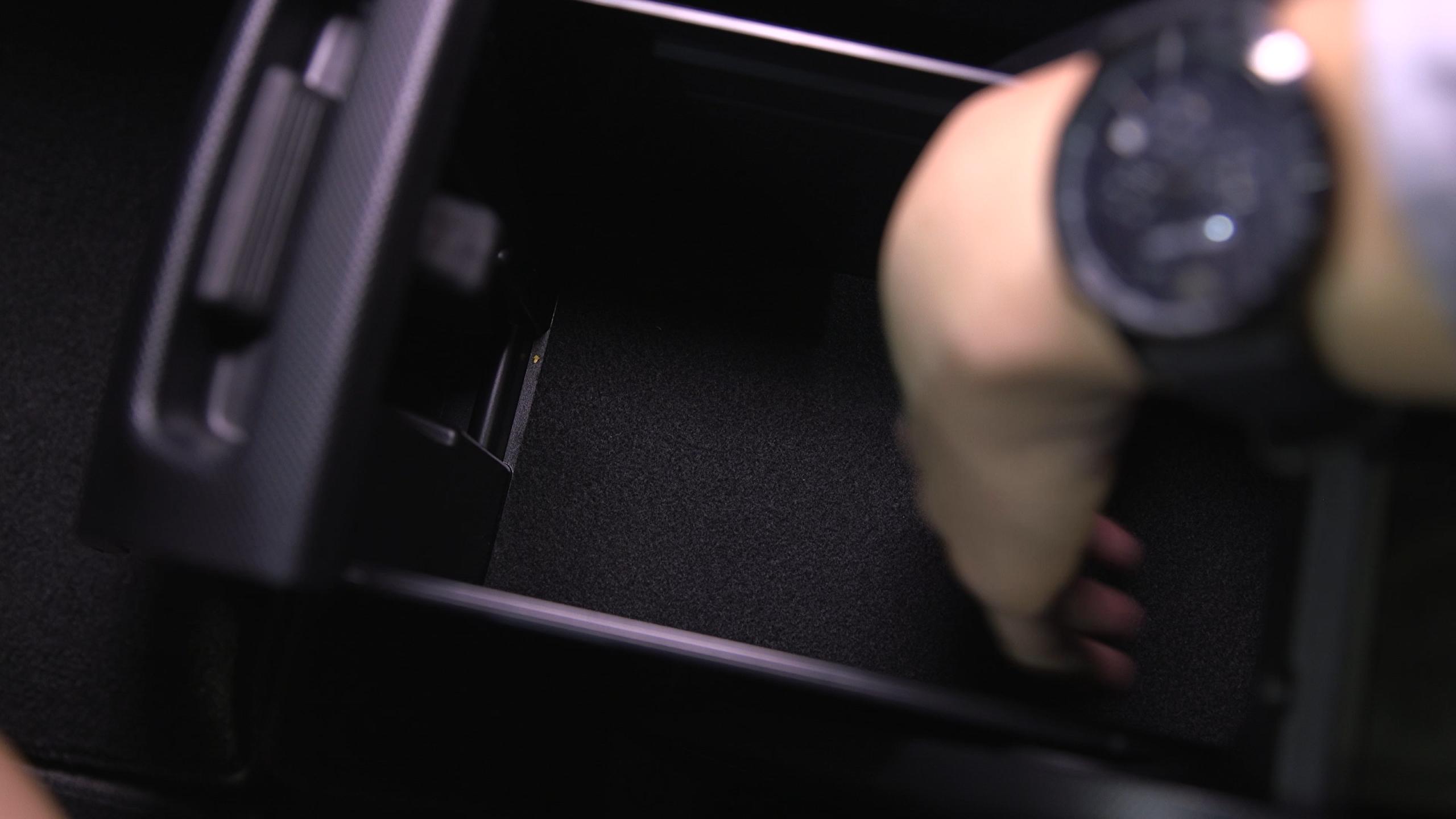 丰田普瑞维亚2024款日本本土版,老丰田大霸王普瑞维亚