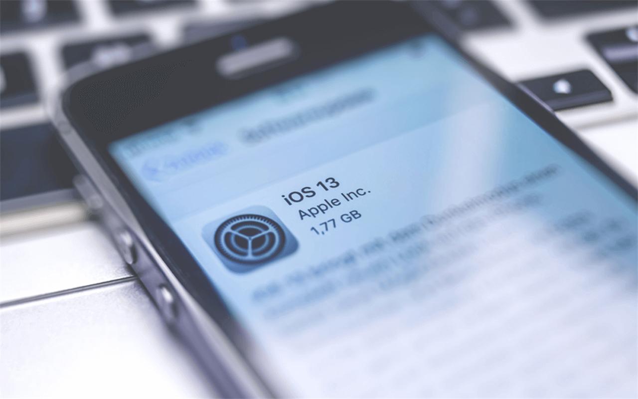 iphone6s为什么还能更新ios15,iphone6s老是自动重启