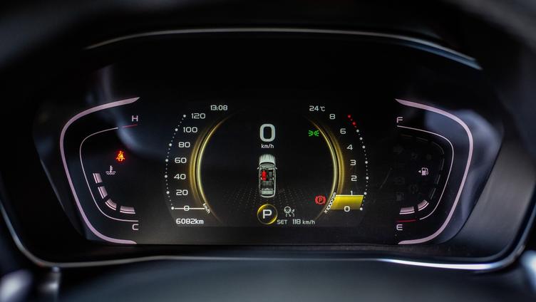 劲客和缤越哪个值得入手,年轻人买suv13万左右的推荐