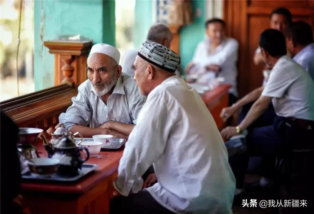 新疆喝的砖茶是什么茶种,现在的砖茶为什么没有以前的好喝