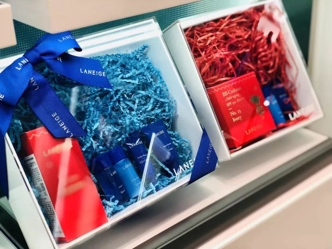 探店好看的衣服都在这里,探店逛美妆