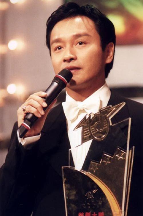 王源英语交流,外国人评价王源的英语水平