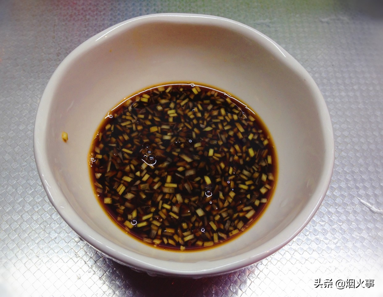 大闸蟹热水蒸还是冷水蒸多长时间,大闸蟹是用热水蒸还是冷水蒸