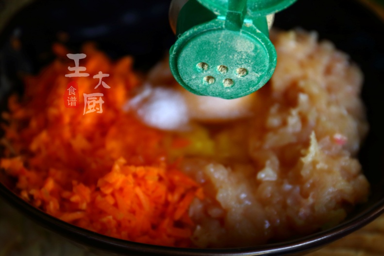 糖醋丸子的家常做法最简单好吃,家常糖醋丸子简单做法