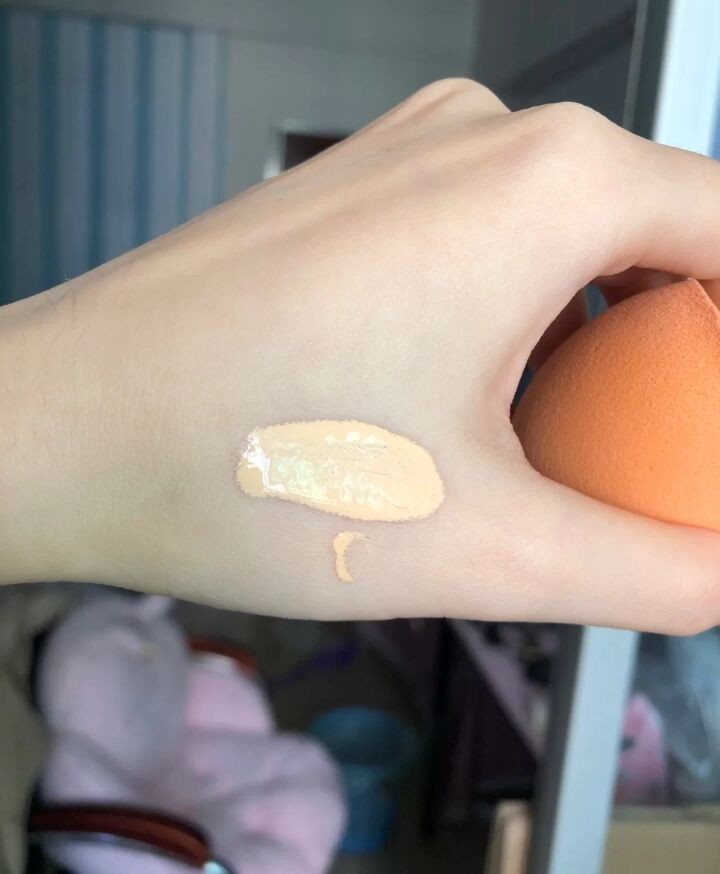 兰蔻阿玛尼粉底液哪款好用,雅诗兰黛沁水阿玛尼蓝标兰蔻菁纯