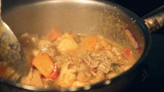 “暖男级”五星酒店自助,藏着林俊杰打卡过的正宗咖喱