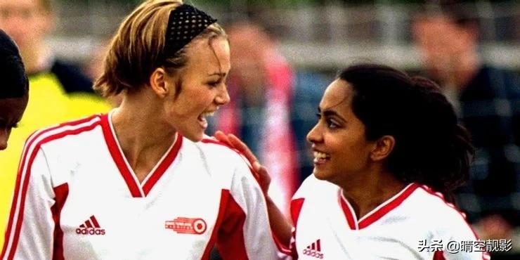 国际女子足球排名美国,经典十大足球电影推荐
