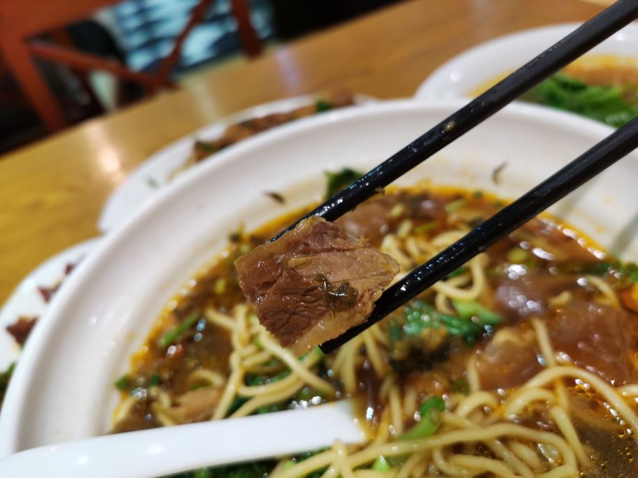 在上海吃到清真美食,在上海吃的饭还吃出眼泪