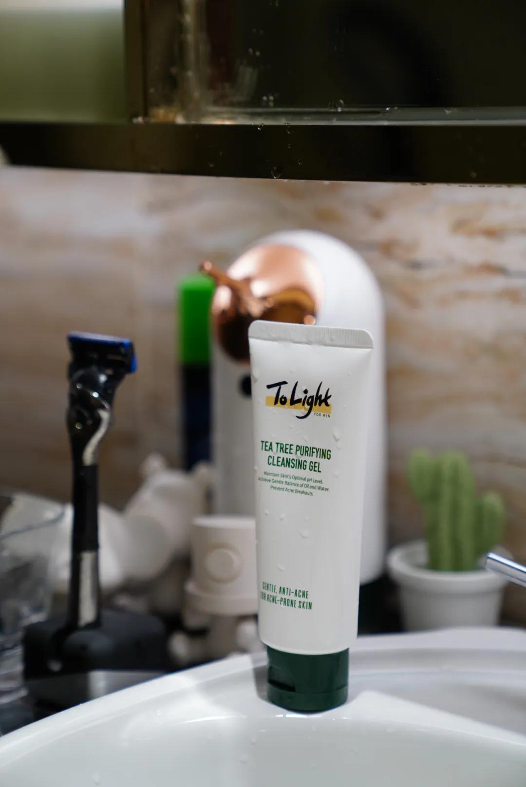 积雪草氨基酸洗面奶女士专用控油,积雪草氨基酸洗面奶男生可以用吗