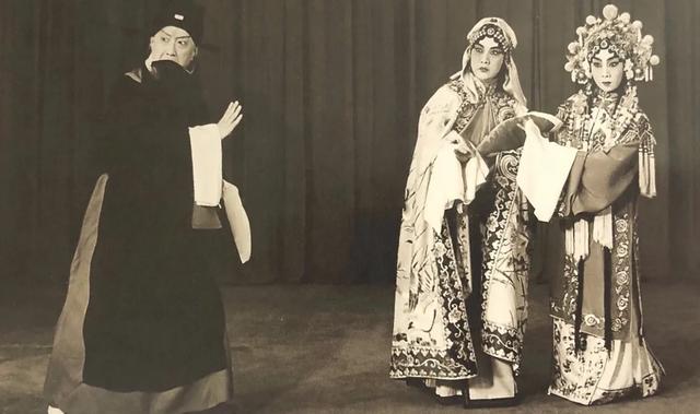 戏曲中的经典故事,中国古代著名的戏曲故事有哪些