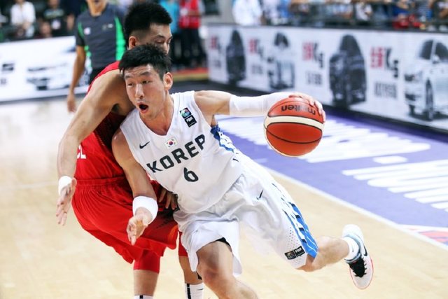 朱芳雨解释为何不上外援，连败没丢信心，胡明轩更衣室激励队友