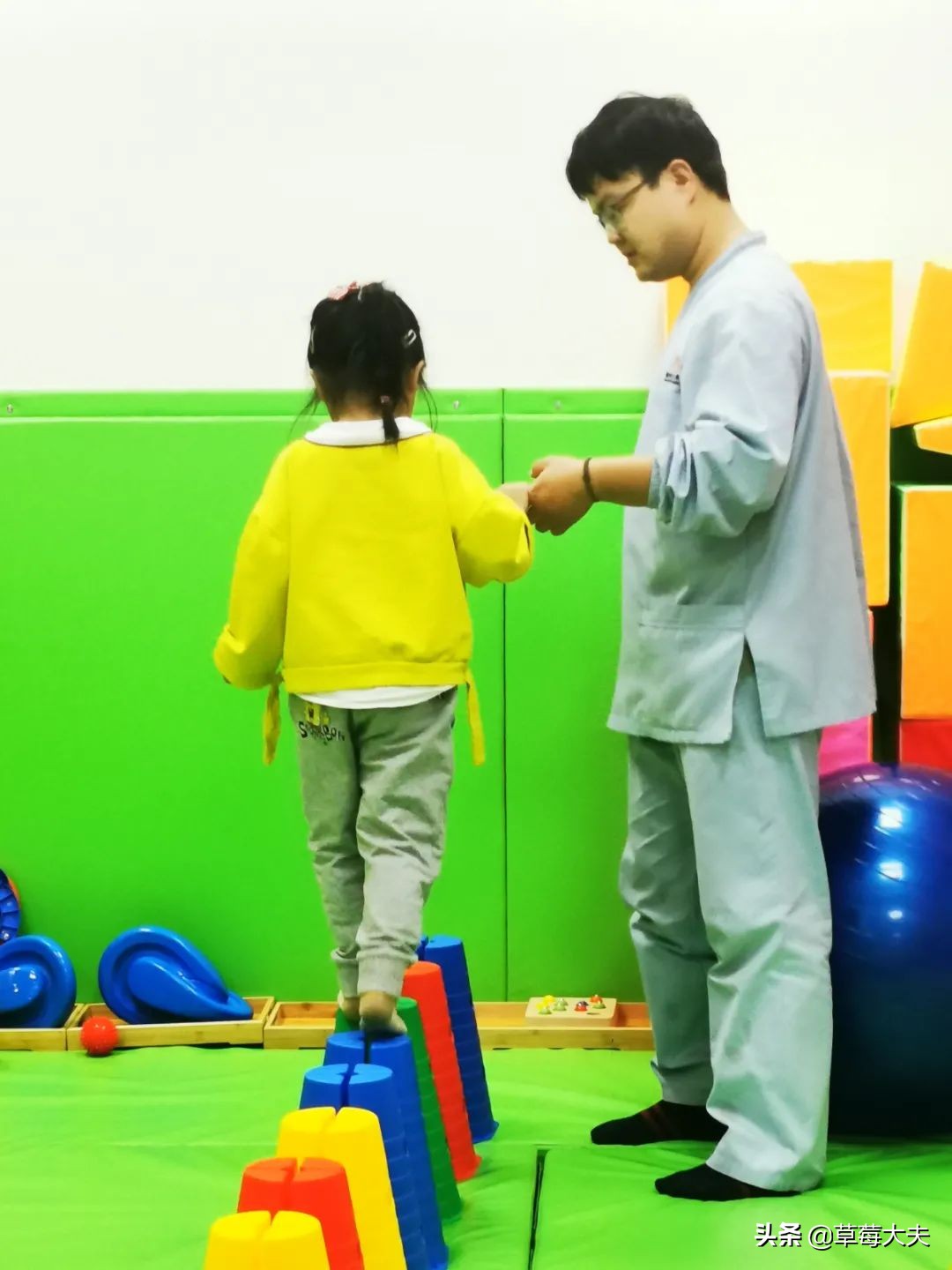 不要让孩子开学就厌学,孩子出现这5种情况要警惕多动症