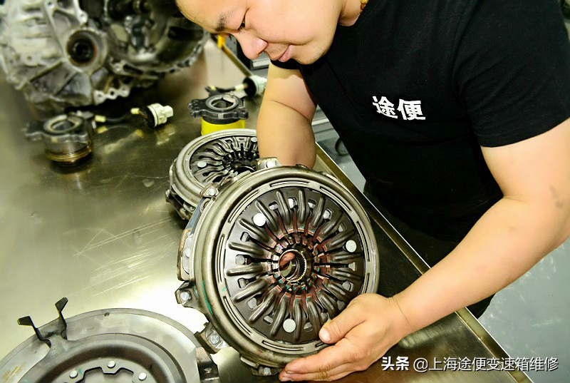 科鲁兹双离合变速箱维修多少钱,经典科鲁兹变速箱维修多少钱