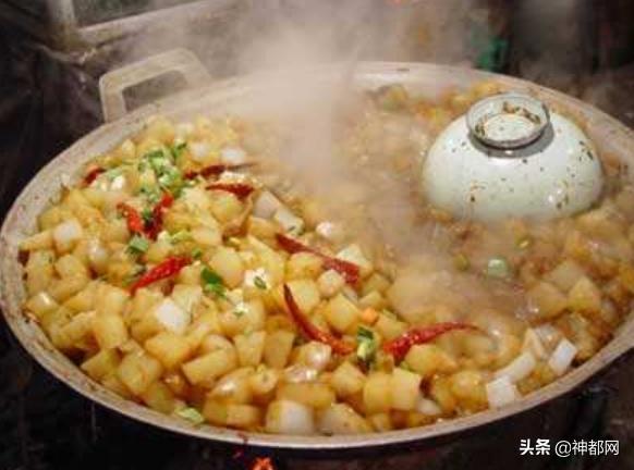 河南洛阳的美食有什么特点,为什么洛阳饮食和西安很像
