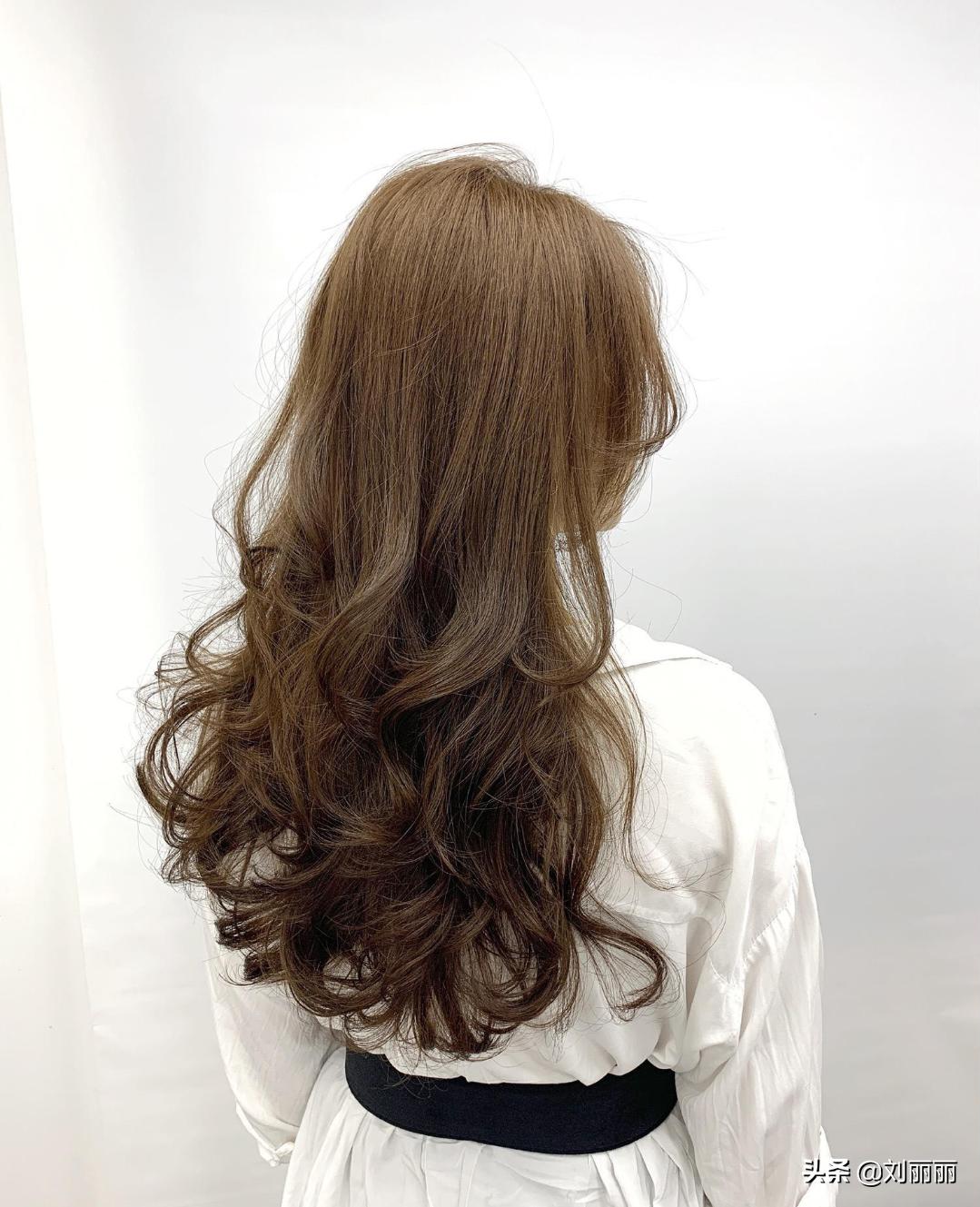 女生最减龄的10款发型,好看的女神发型设计减龄又时尚