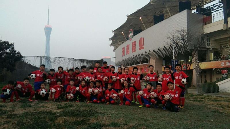 付志杰足球,青训大讨论足球