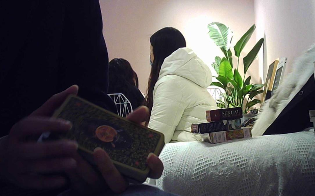 塔罗牌骗局揭秘视频解读,揭秘塔罗骗局