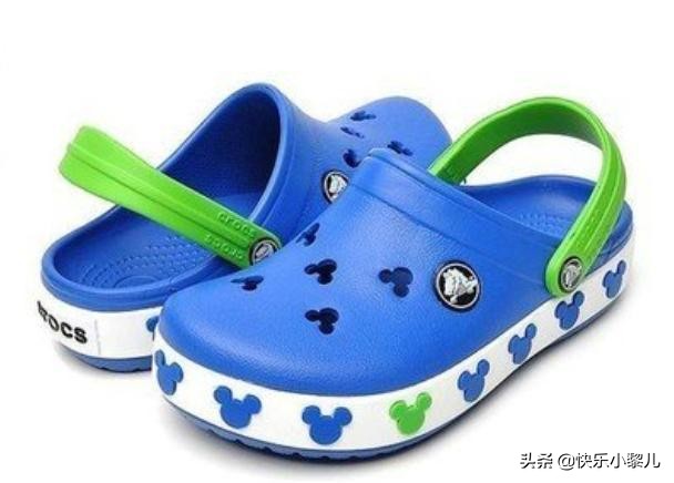 4岁宝宝的脚趾头有弯曲变形,4岁宝宝脚变形图片