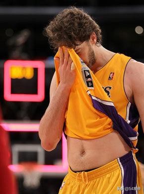 中国男足有哪些著名运动员,中国男足十大经典球员