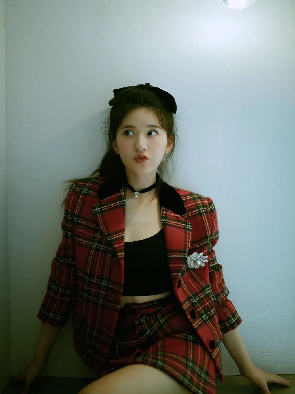 copy了杨超越的衣橱，这个夏天我最甜