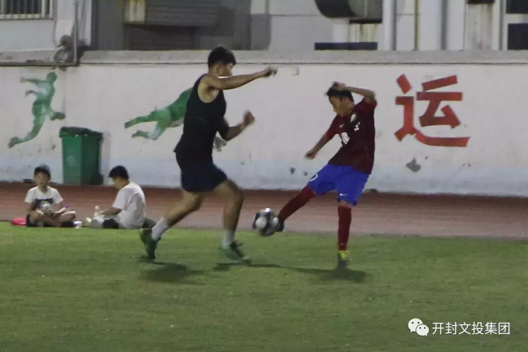 顺风不浪逆风不投降,顺风不浪逆风不怂楷书