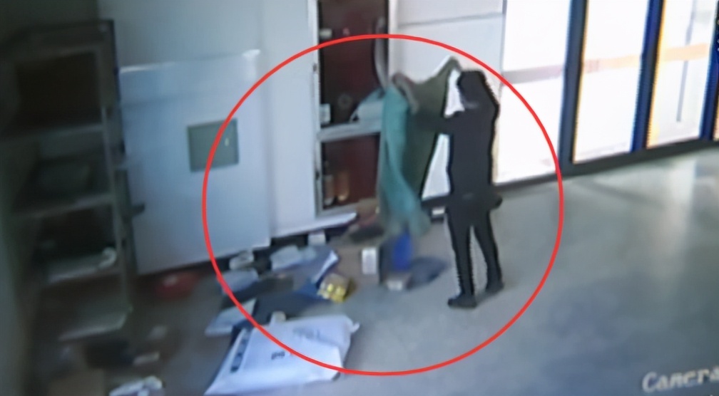 国外代购化妆品犯法么,国外买化妆品回国要交税吗