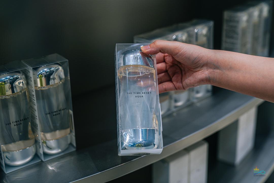 武汉大牌美妆品牌,黑洞高端美妆