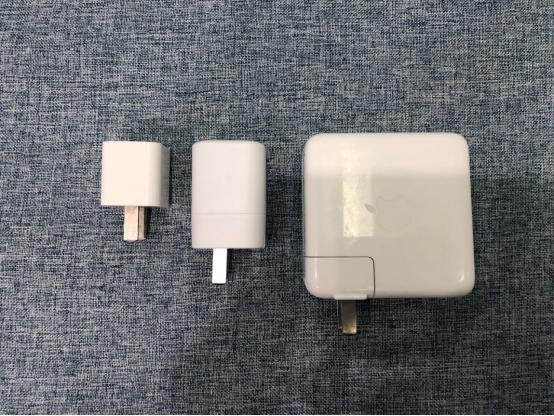 飞利浦快充头评测,飞利浦车载充电器快充