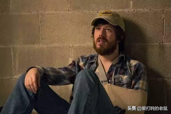 真实事件改编电影女孩被囚禁地窖,少女被变态囚禁八年真实案改编