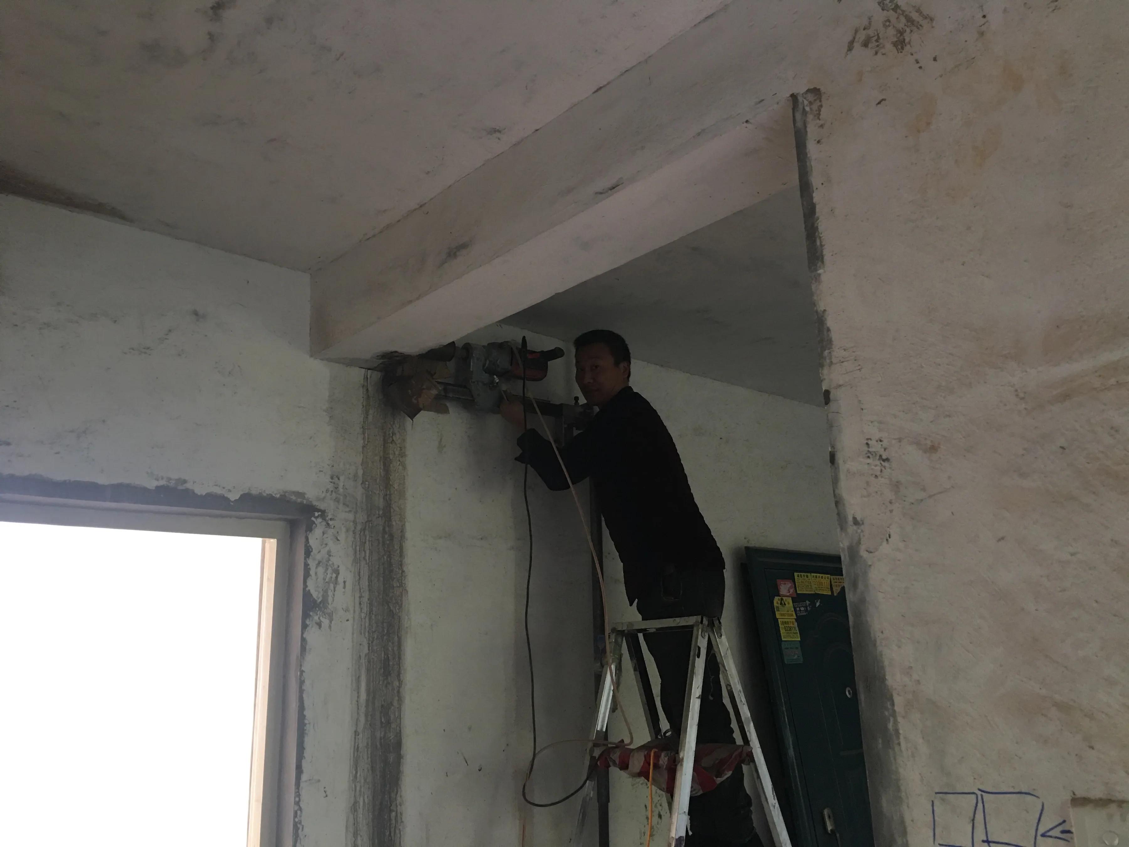 今天开始给家里安装中央空调