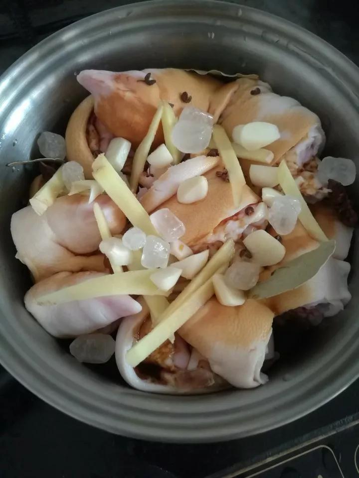 皇后猪蹄用什么锅,皇后锅秘制猪蹄视频