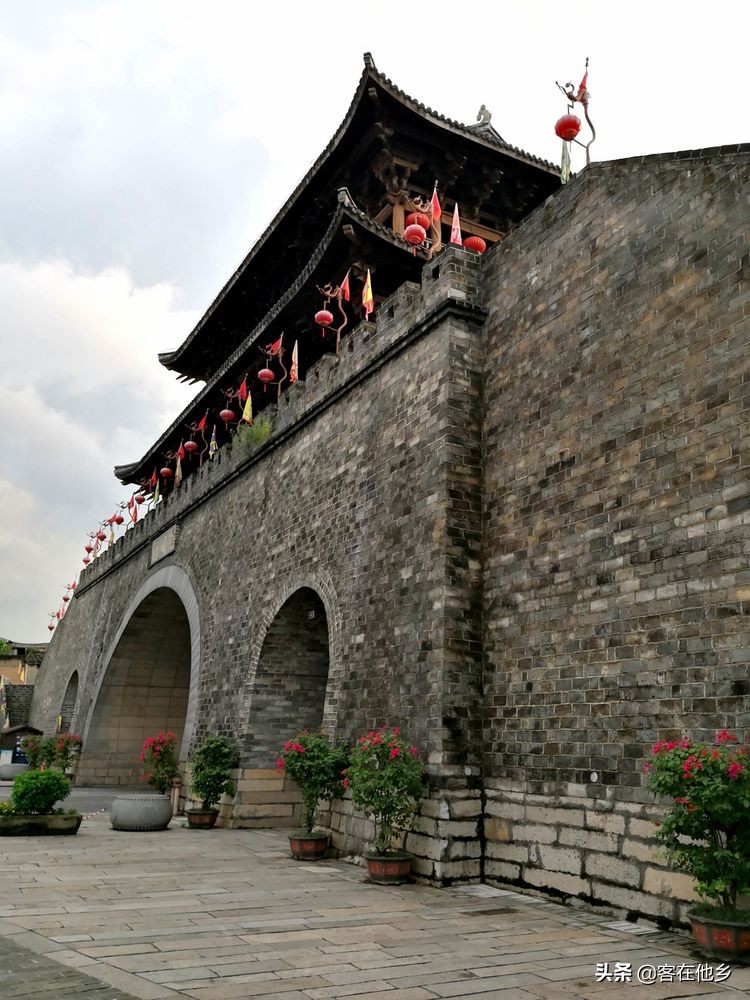 长汀县古街印象土特产,长汀古城异域风情