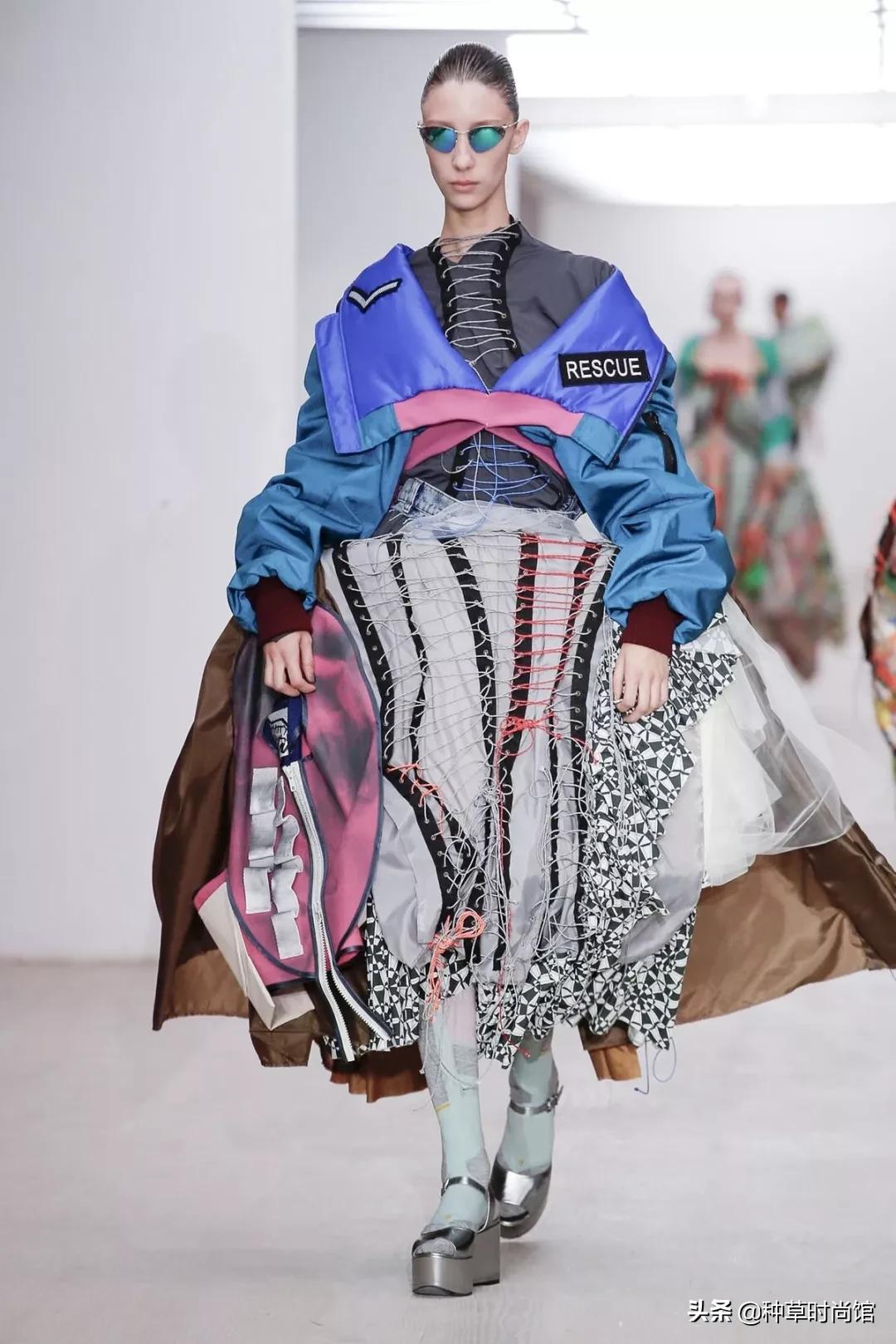 对不起是我不配什么梗,对不起是我不配伴奏