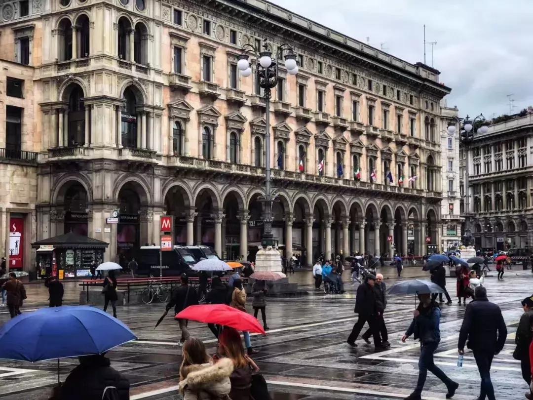 米兰展极简灯,米兰展惊艳的设计