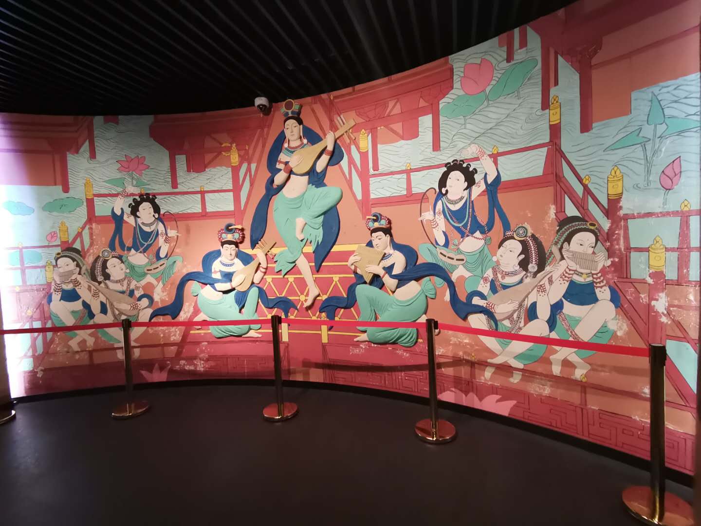 呼和浩特昭君博物院:中外驰名西汉古墓――昭君墓