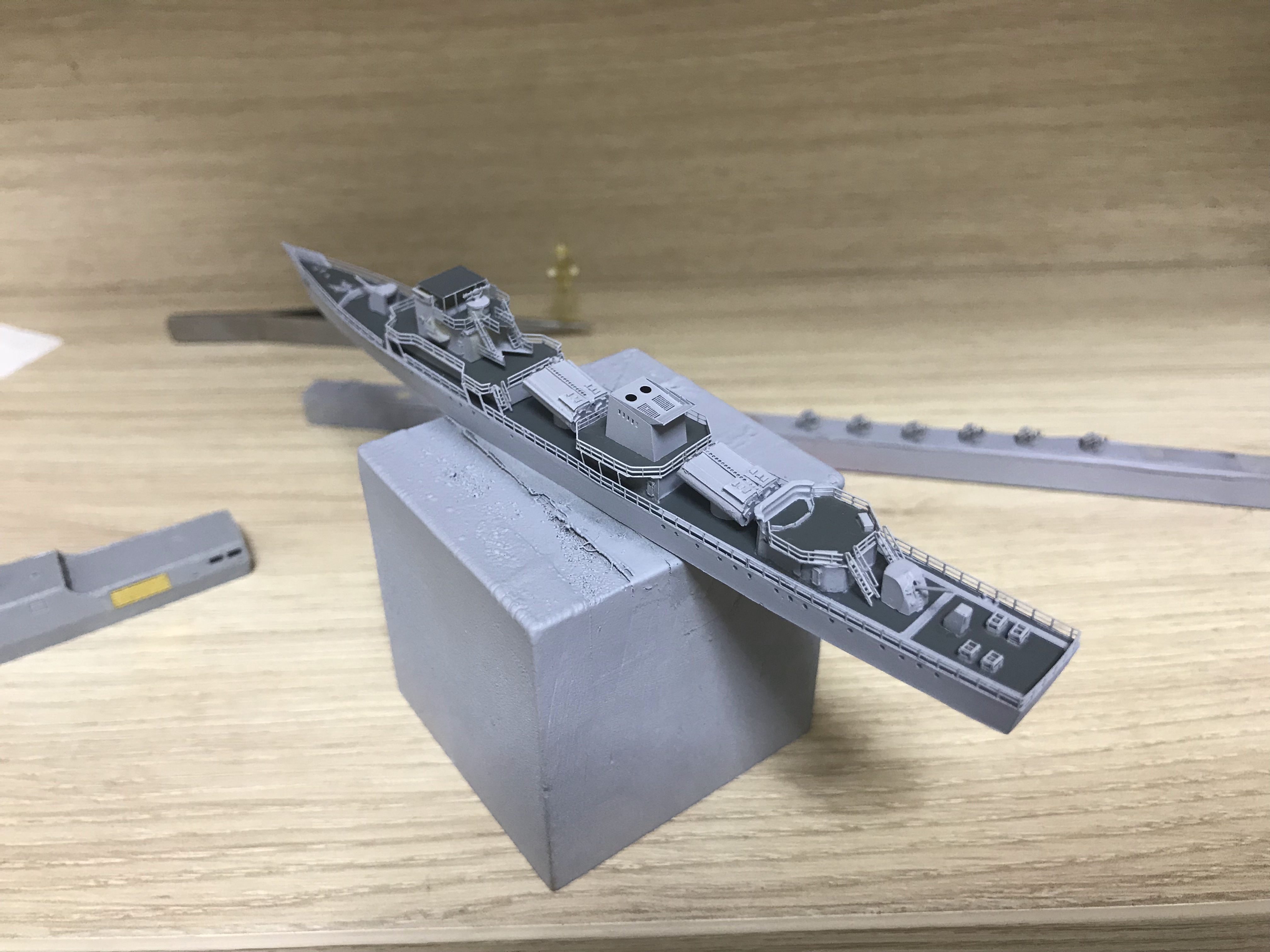 「手工船模」1/700宜宾号导弹护卫舰制作小记