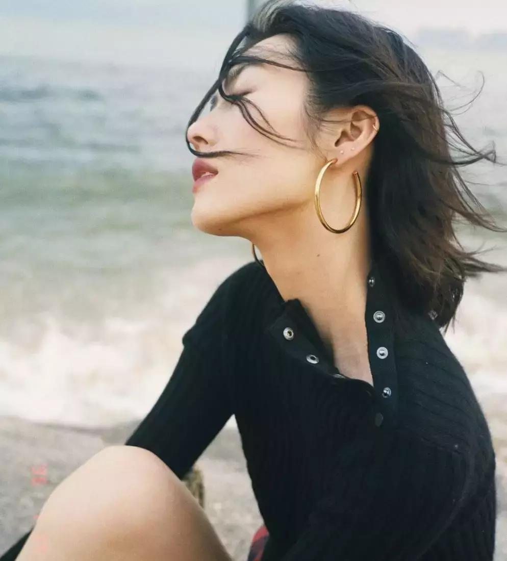 hm联名款多少件,hm藏蓝色大衣