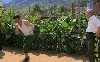 潮人教你正确卷裤脚,怎么卷起裤脚更时尚