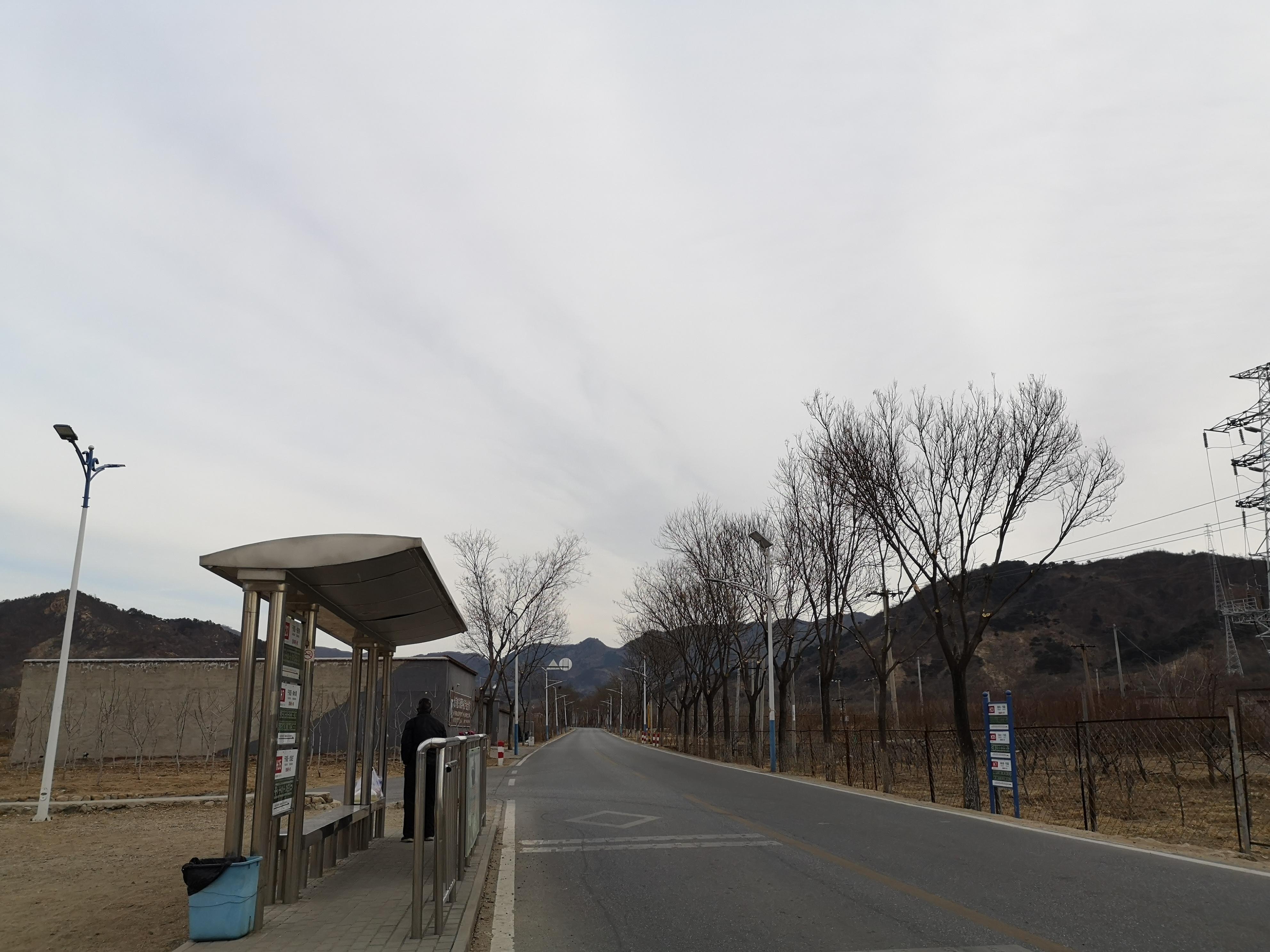 逛颐和园观十七孔桥金光穿洞,离颐和园金光穿洞奇景最近的入口