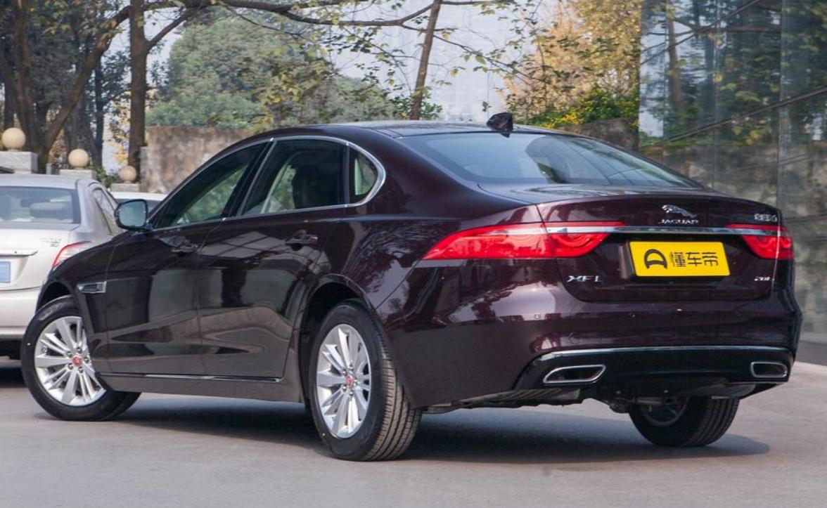 捷豹xflp250两驱精英运动版2022,捷豹中大型轿车试驾xfl