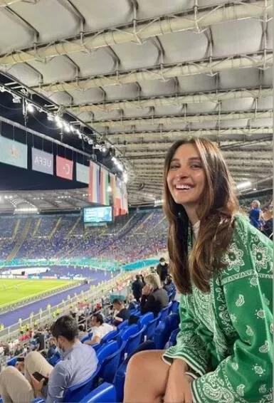 欧洲杯英格兰女球迷高清写真,欧洲杯球迷写真