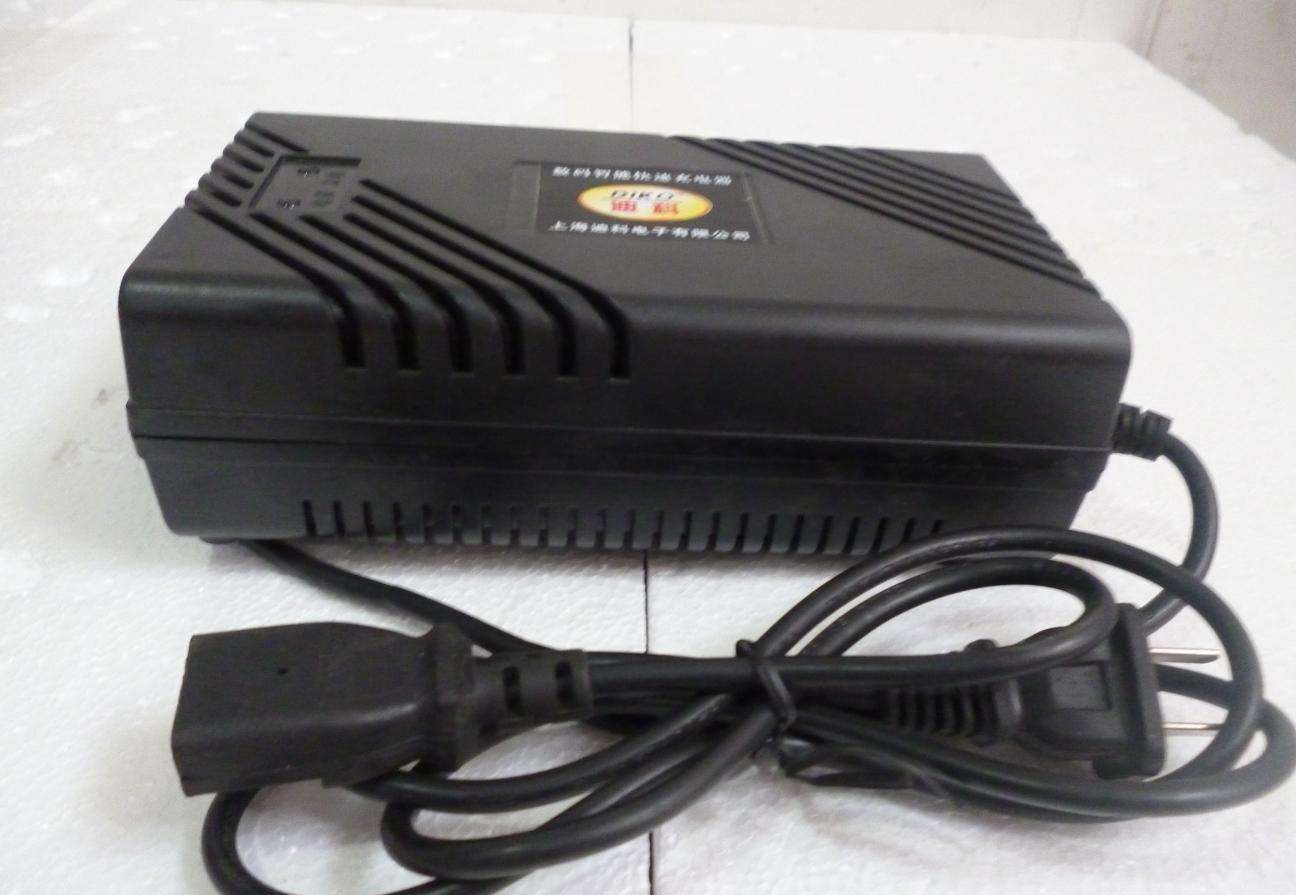 电动车充电不跳灯怎么回事,电动车充电一直红灯不跳绿灯