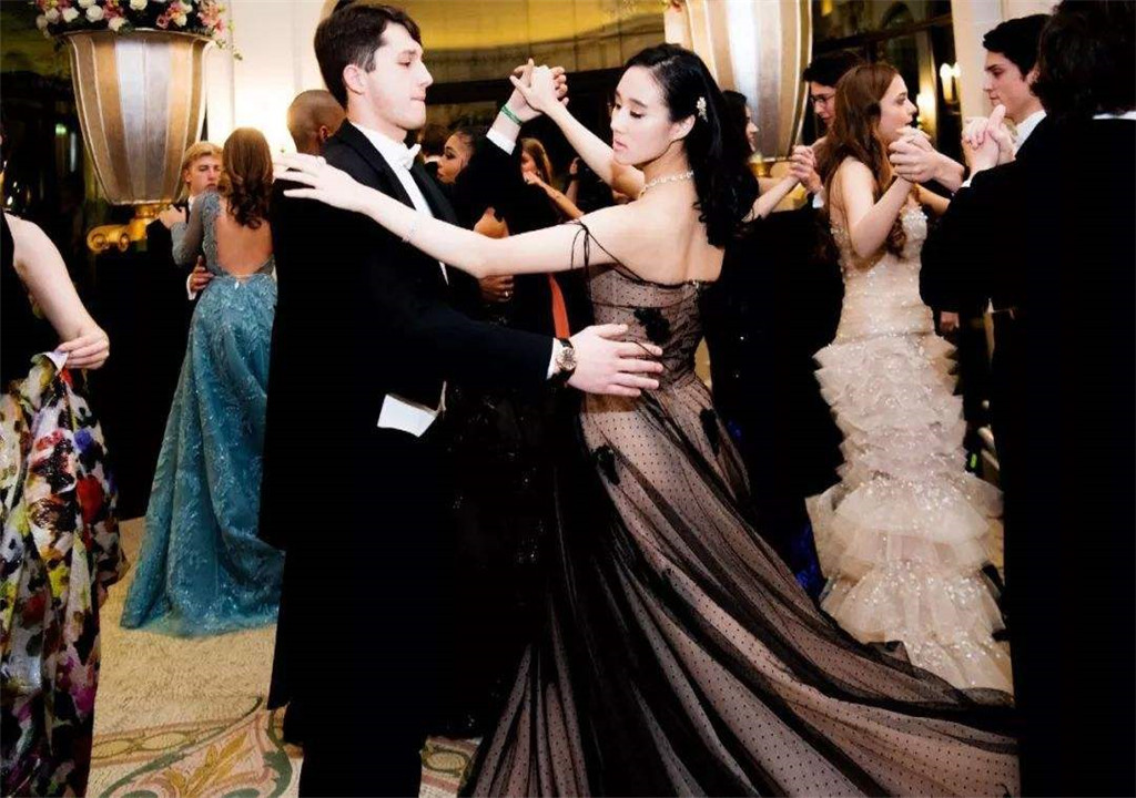 目前82年的拉菲还剩多少瓶,82年的拉菲14万一瓶