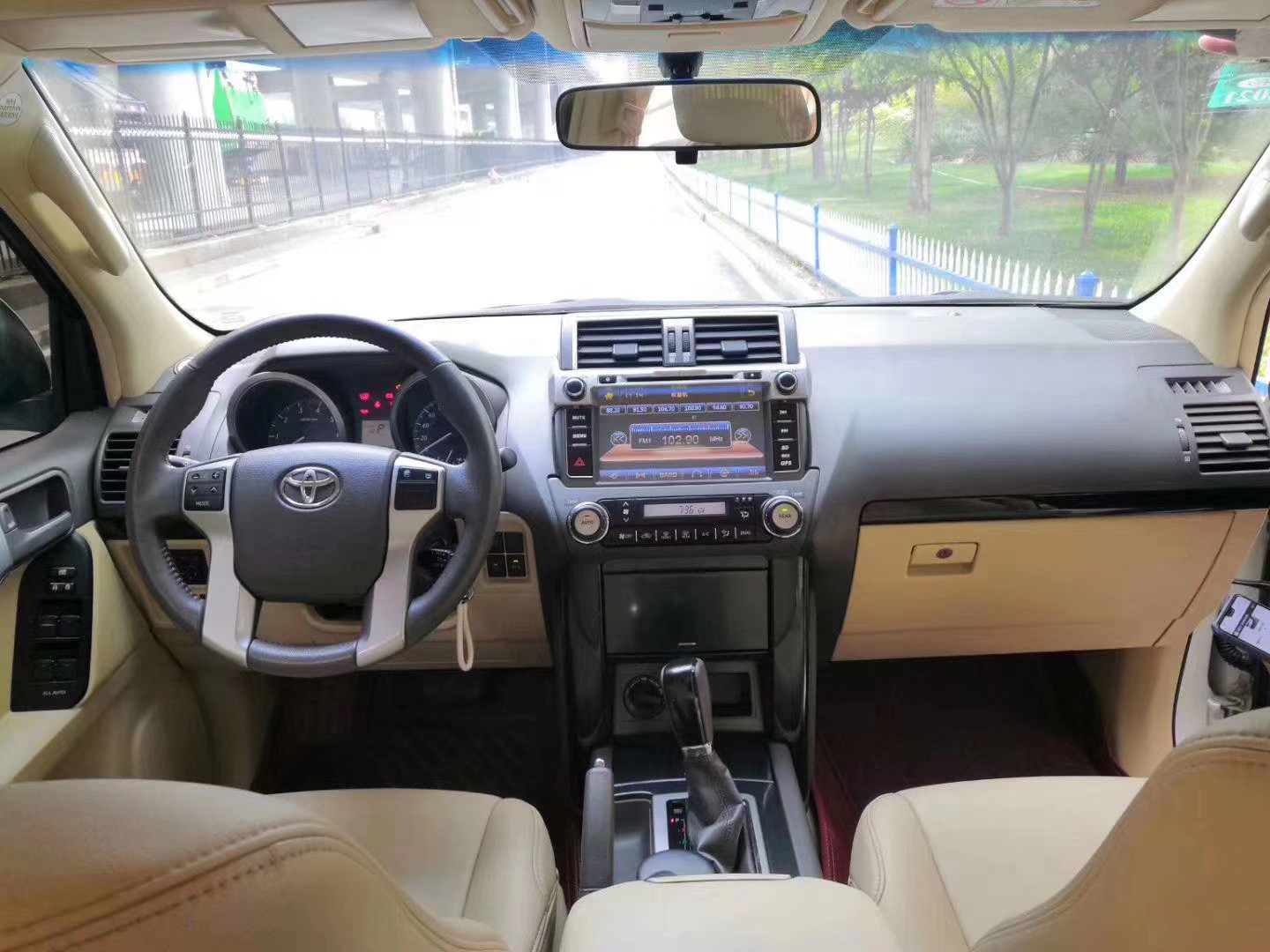 15年丰田霸道柴油版,16年丰田霸道4.0哪款越野可靠