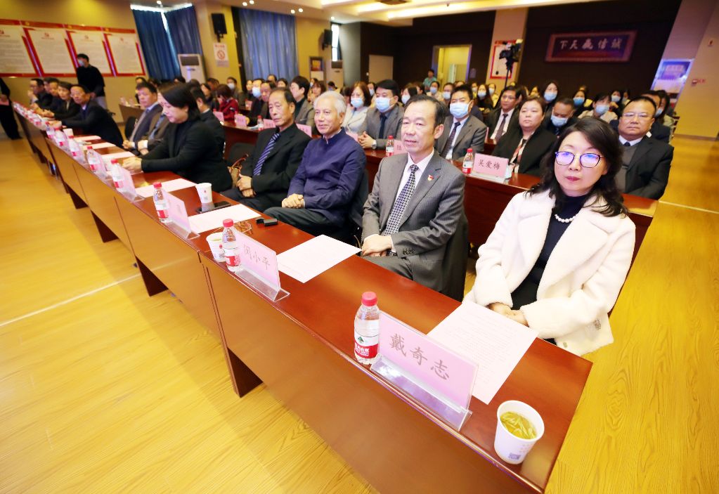 西安凤城医院最新通告,西安外事学院院区