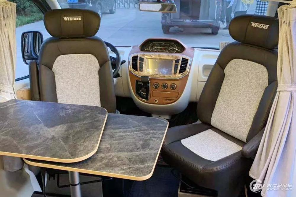 21款上汽大通原厂v80b型房车,六座六卧大通v80长轴高顶b型房车